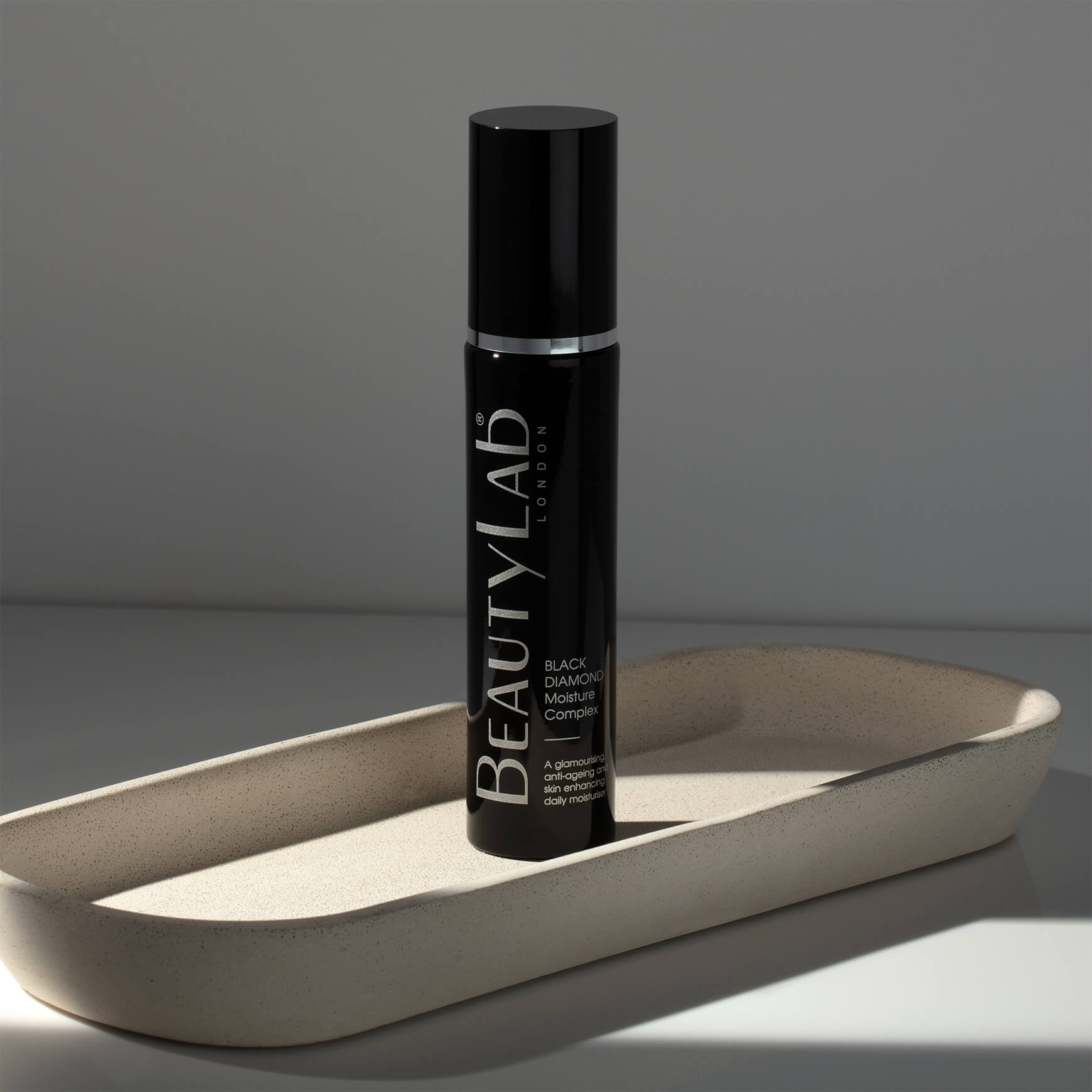 BEAUTYLAB BLACK DIAMOND® KOMPLEKSOWY KREM NAWILŻAJĄCY NA DZIEŃ 50ML